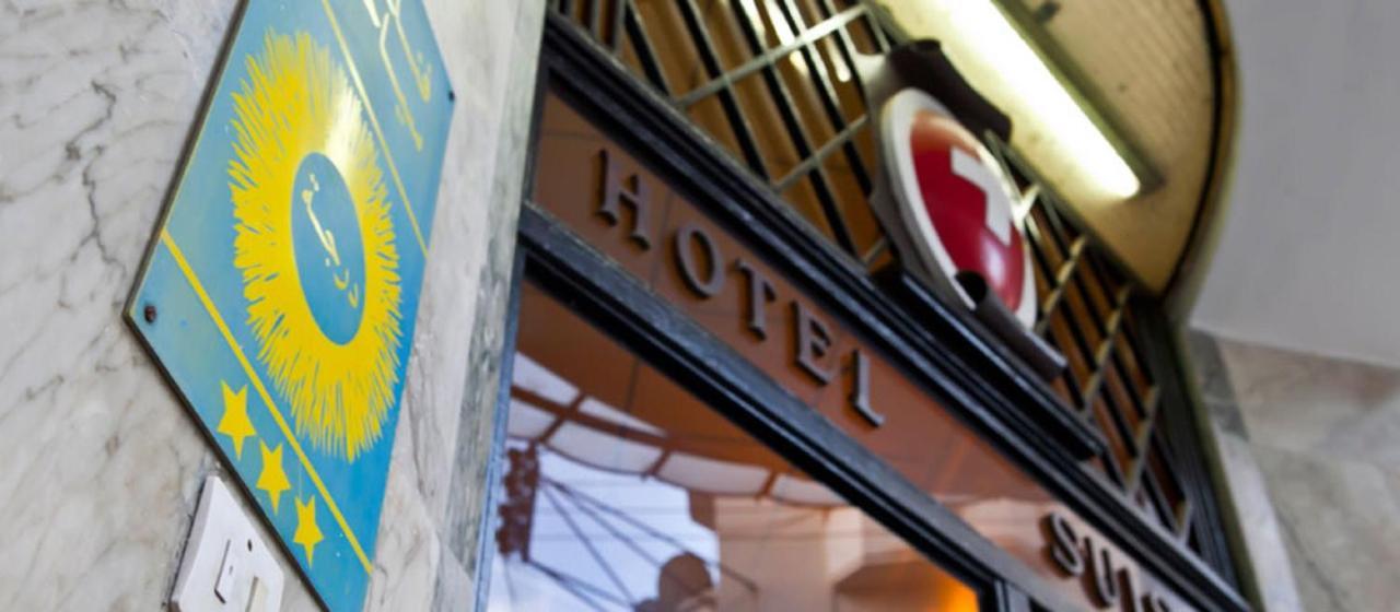 Hotel Suisse 알제 외부 사진